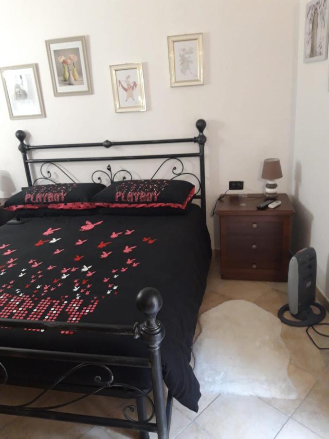 Casa Ale Bed & Breakfast Brindisi Ngoại thất bức ảnh